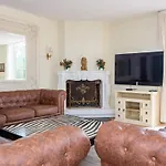 Luxury Retreat By Asbolholm - By Traum Holiday home